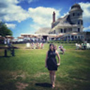 Meet your Posher, Dena